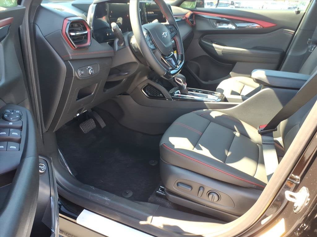 2026 Chevrolet Trailblazer RS SUV Slide 10