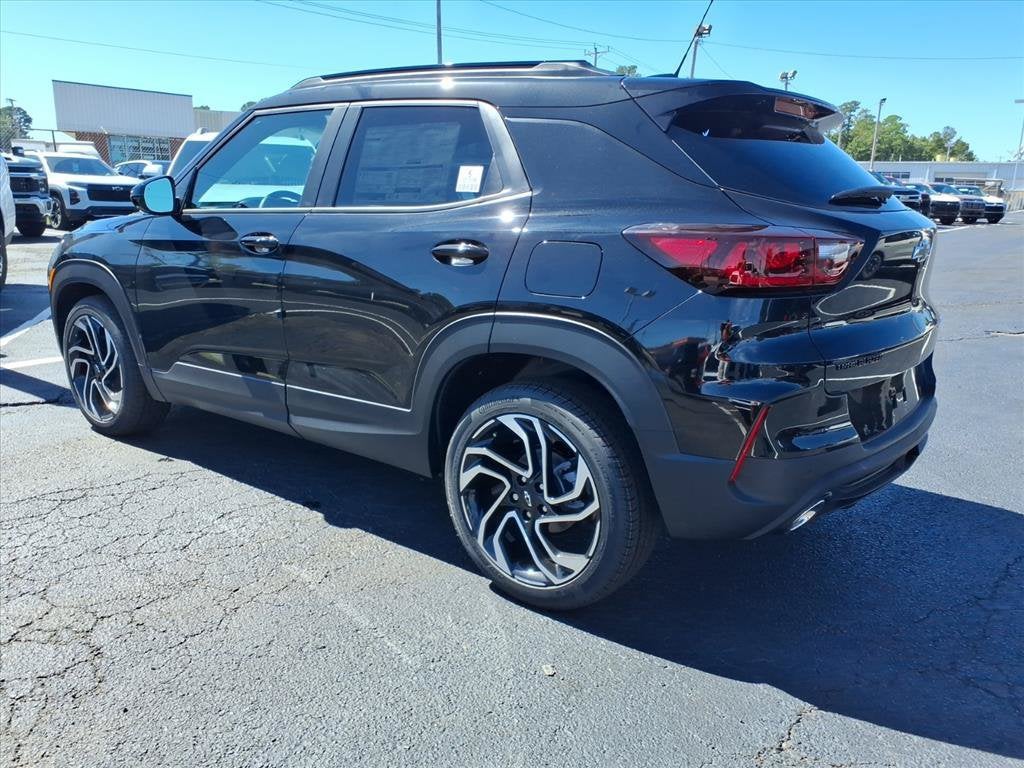 2026 Chevrolet Trailblazer RS SUV Slide 4