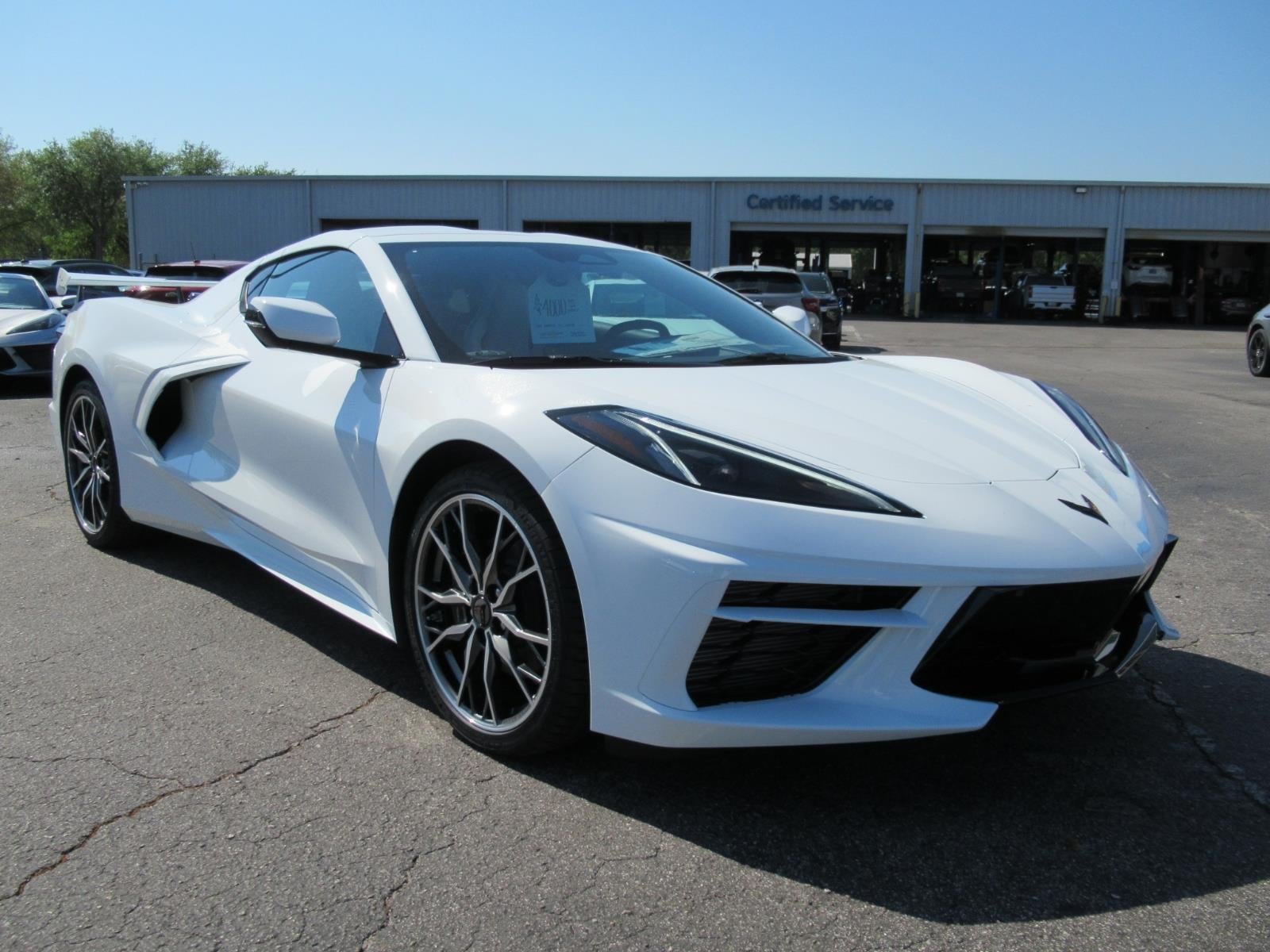 View vehicle photo 3