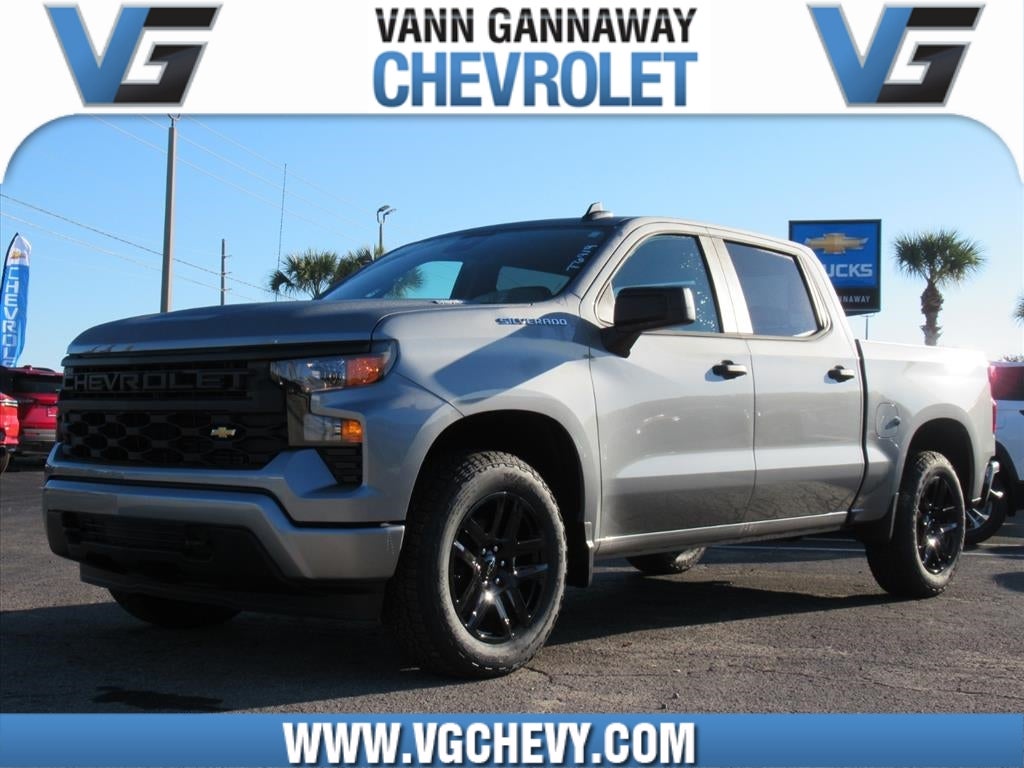 Sterling Gray Metallic 2026 Chevrolet Silverado 1500 Pickup Truck Four-Wheel Drive Automatic