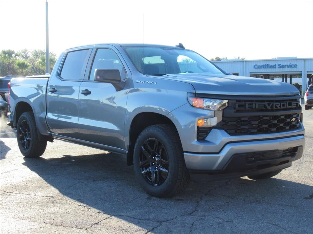 View vehicle photo 3