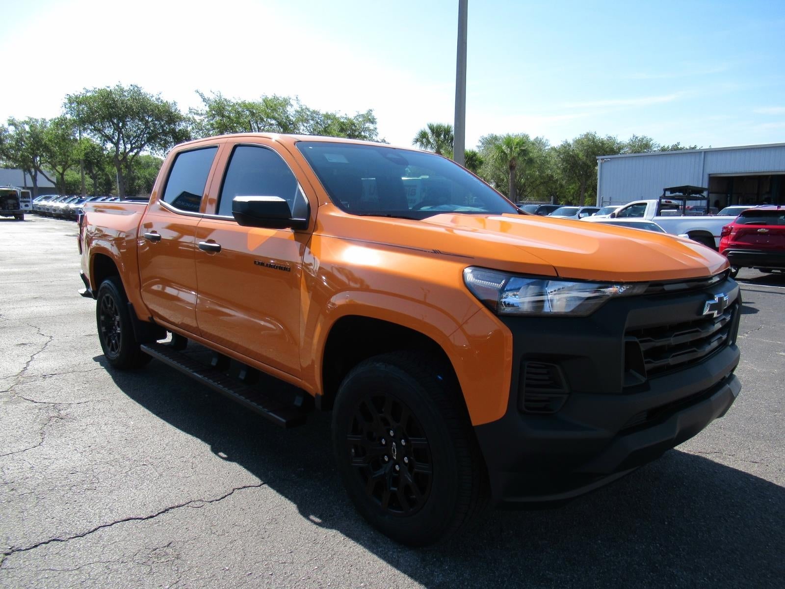 View vehicle photo 3