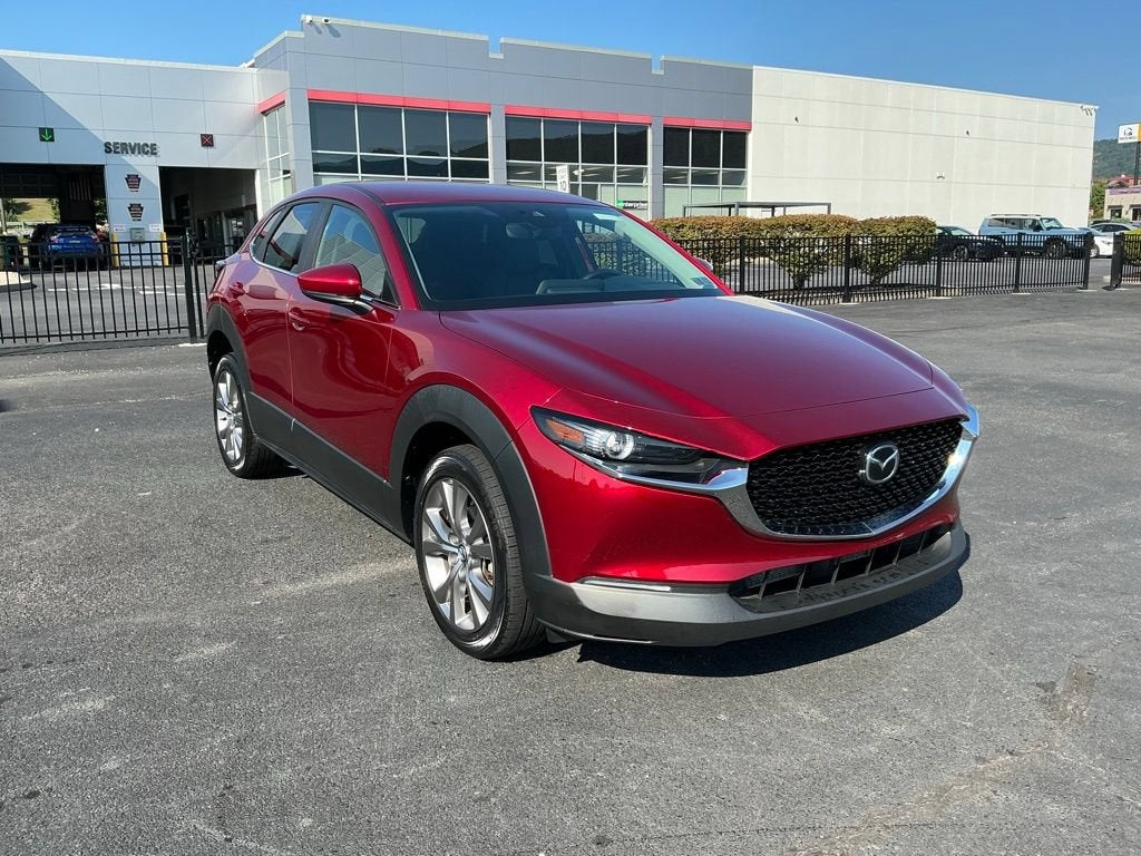 View vehicle photo 3