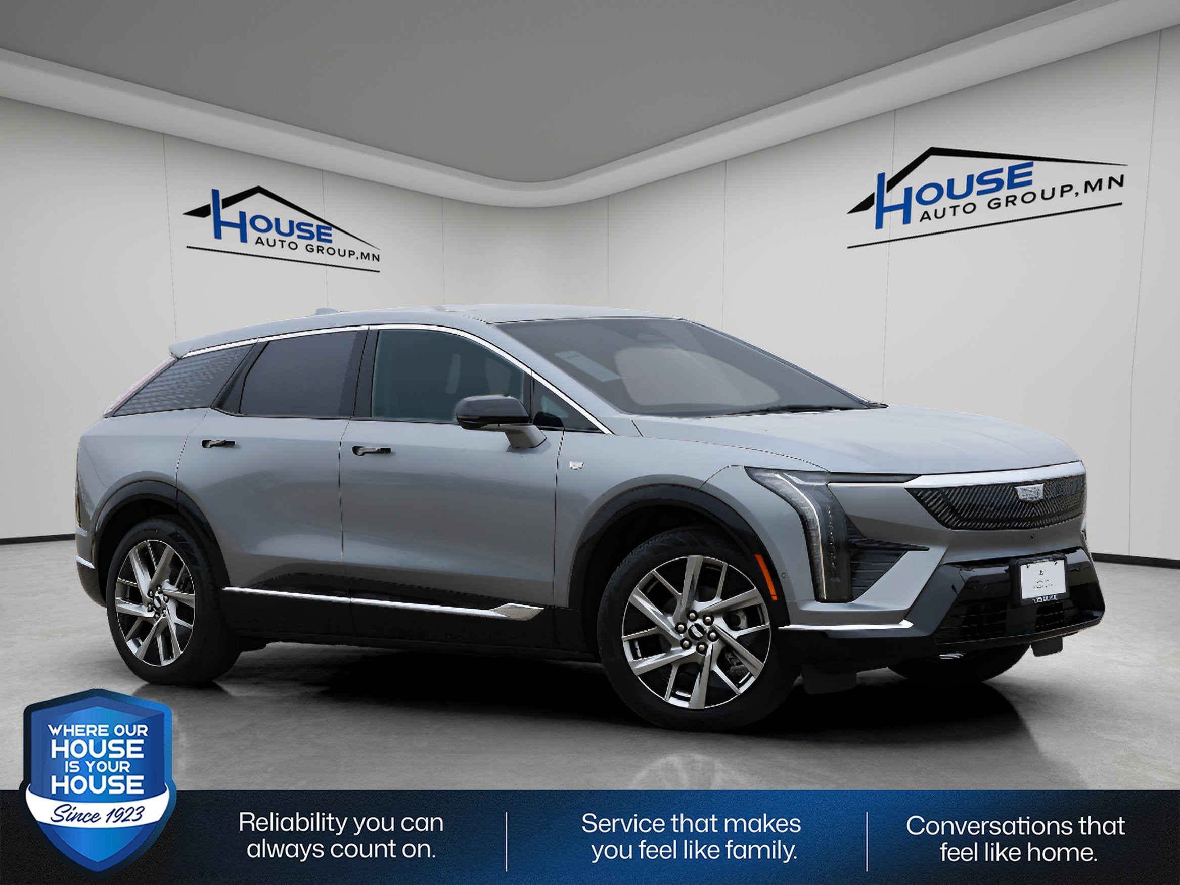 2026 Cadillac OPTIQ Luxury AWD