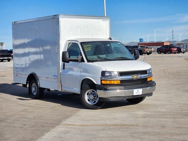 2025 Chevrolet Express Chassis 3500 Cutaway 139