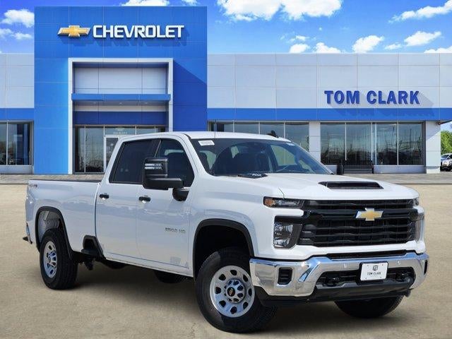 Summit White 2026 Chevrolet Silverado 2500HD Pickup Truck Four-Wheel Drive Automatic