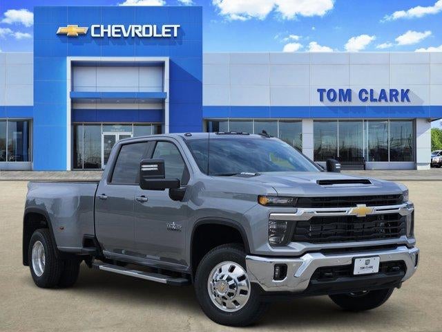 Sterling Gray Metallic 2026 Chevrolet Silverado 3500HD Pickup Truck Four-Wheel Drive Automatic