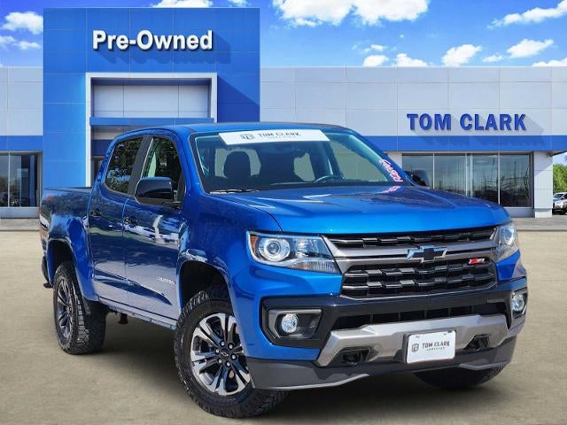 Bright Blue Metallic 2022 Chevrolet Colorado Pickup Truck Four-Wheel Drive Automatic