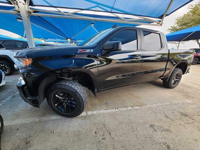 View vehicle photo 2