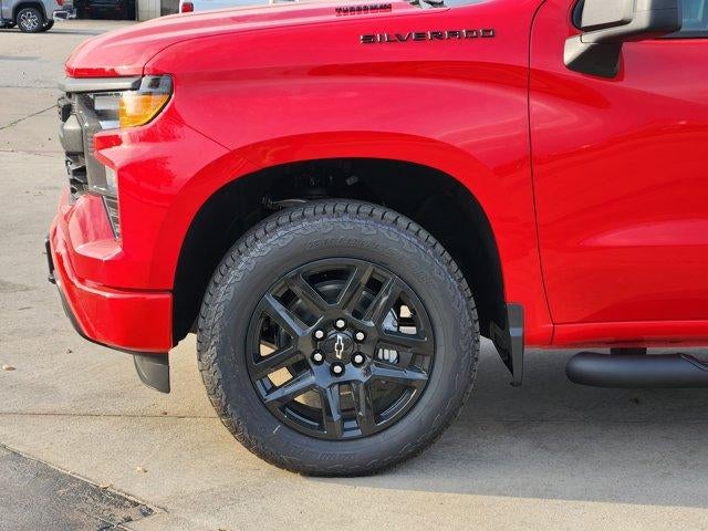 View vehicle photo 5