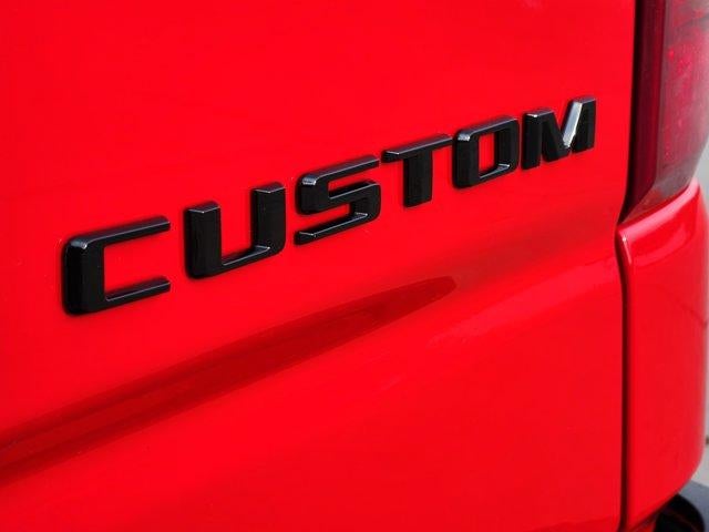 View vehicle photo 7