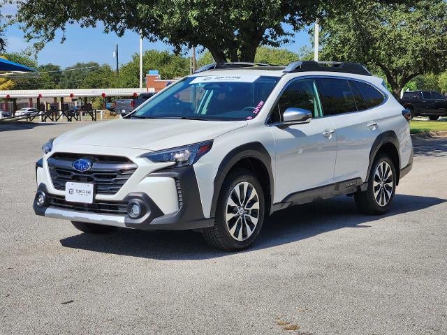 Crystal White Pea 2025 Subaru Outback SUV / Crossover All-Wheel Drive Continuously Variable Transmission