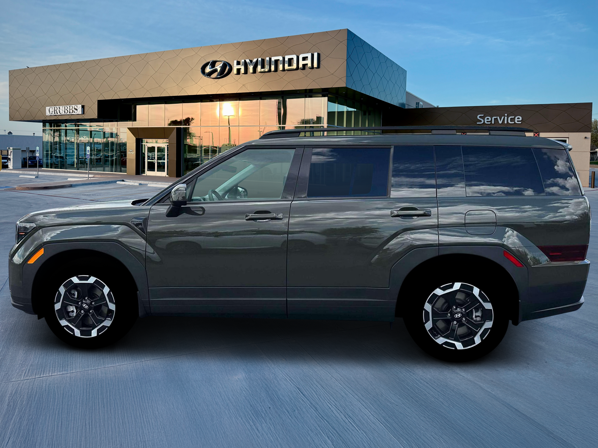 View vehicle photo 2