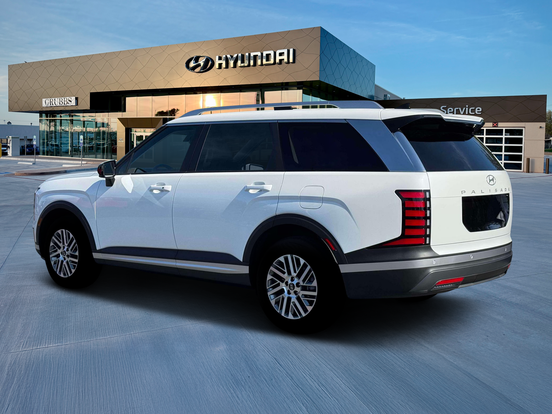 View vehicle photo 3