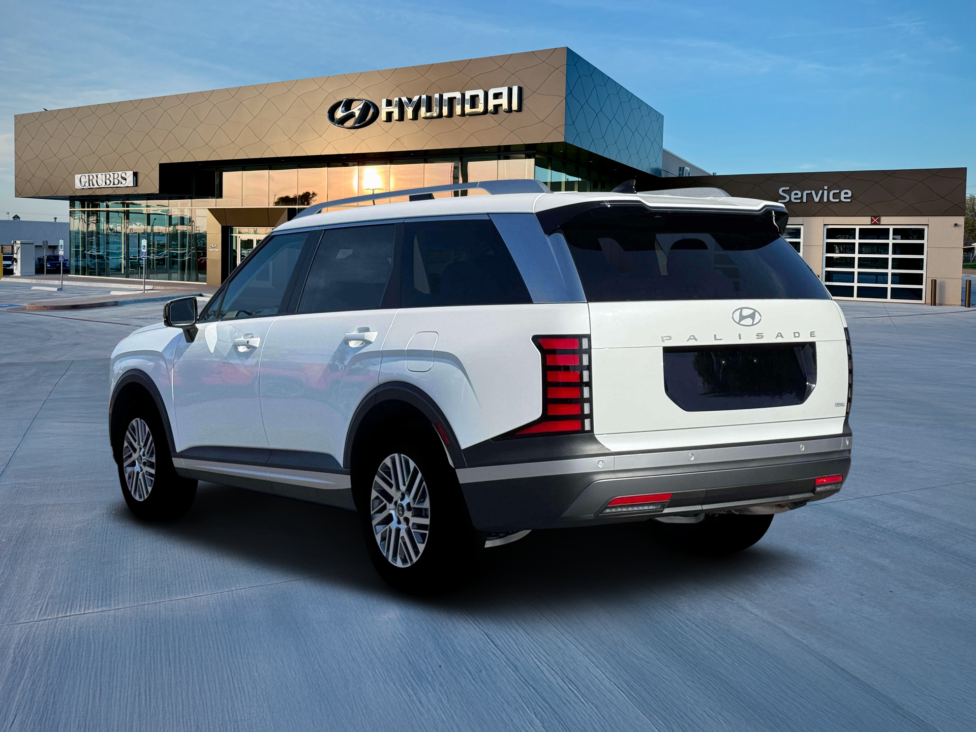 View vehicle photo 4