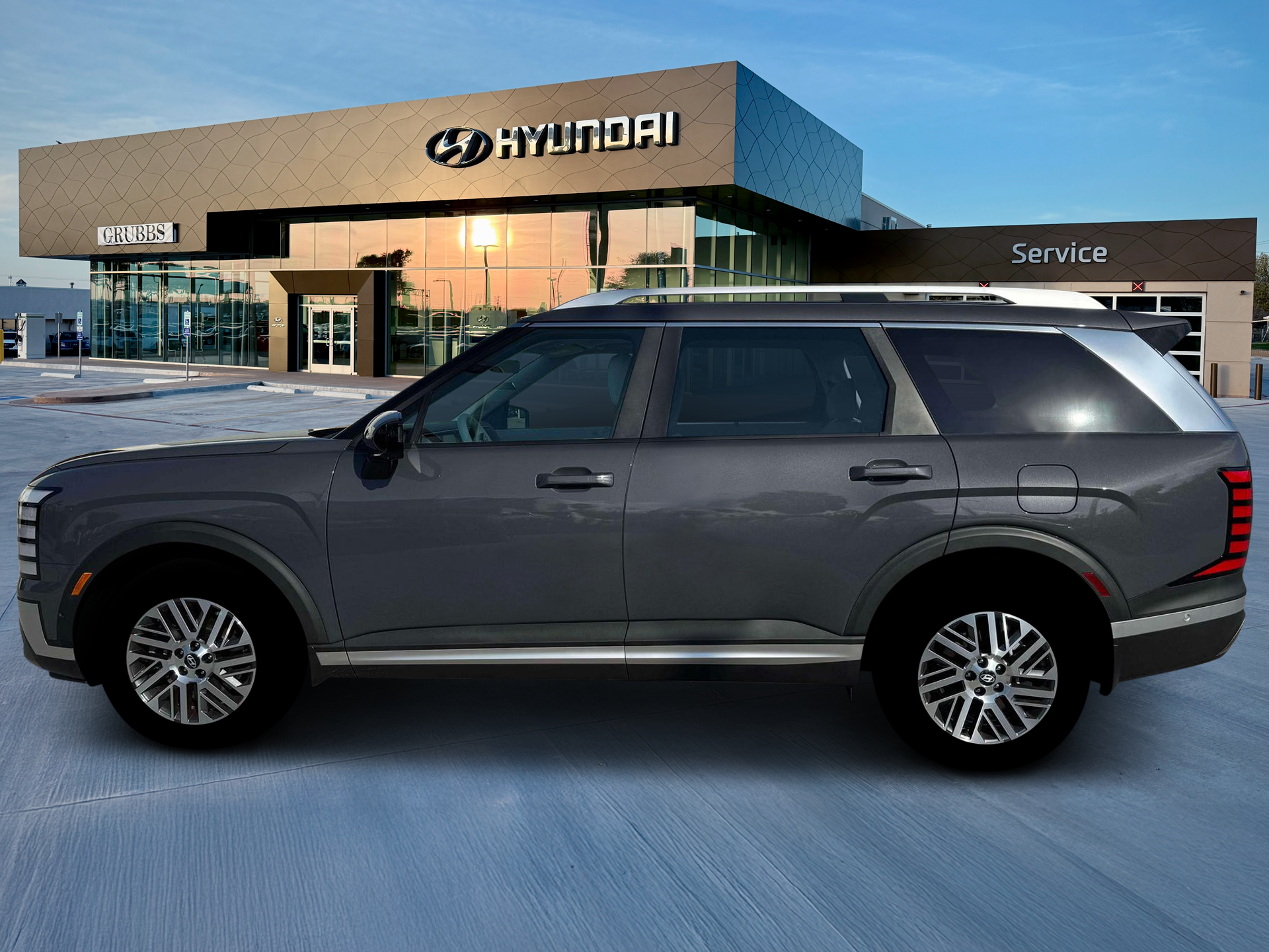 View vehicle photo 2