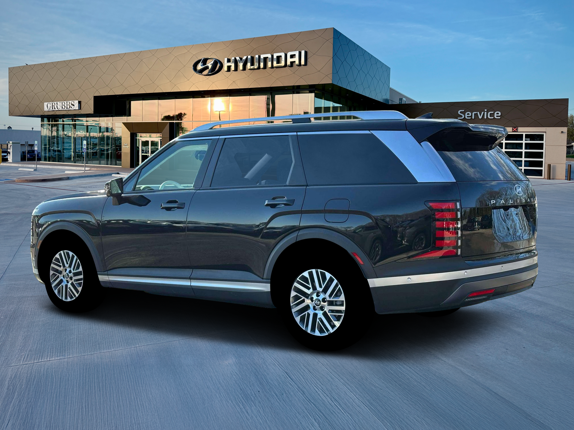 View vehicle photo 3