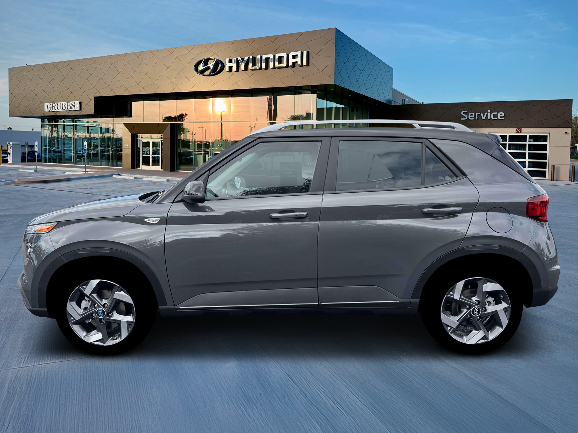 View vehicle photo 2