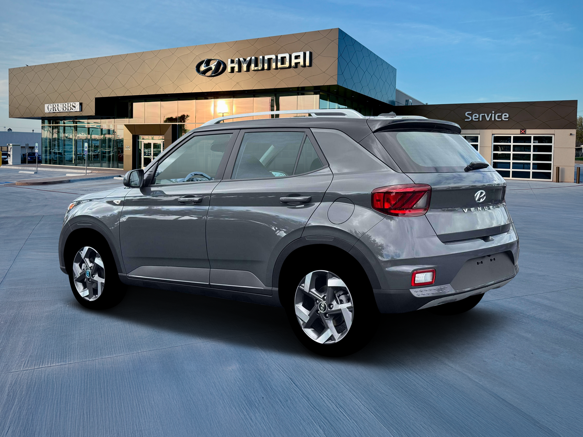 View vehicle photo 3