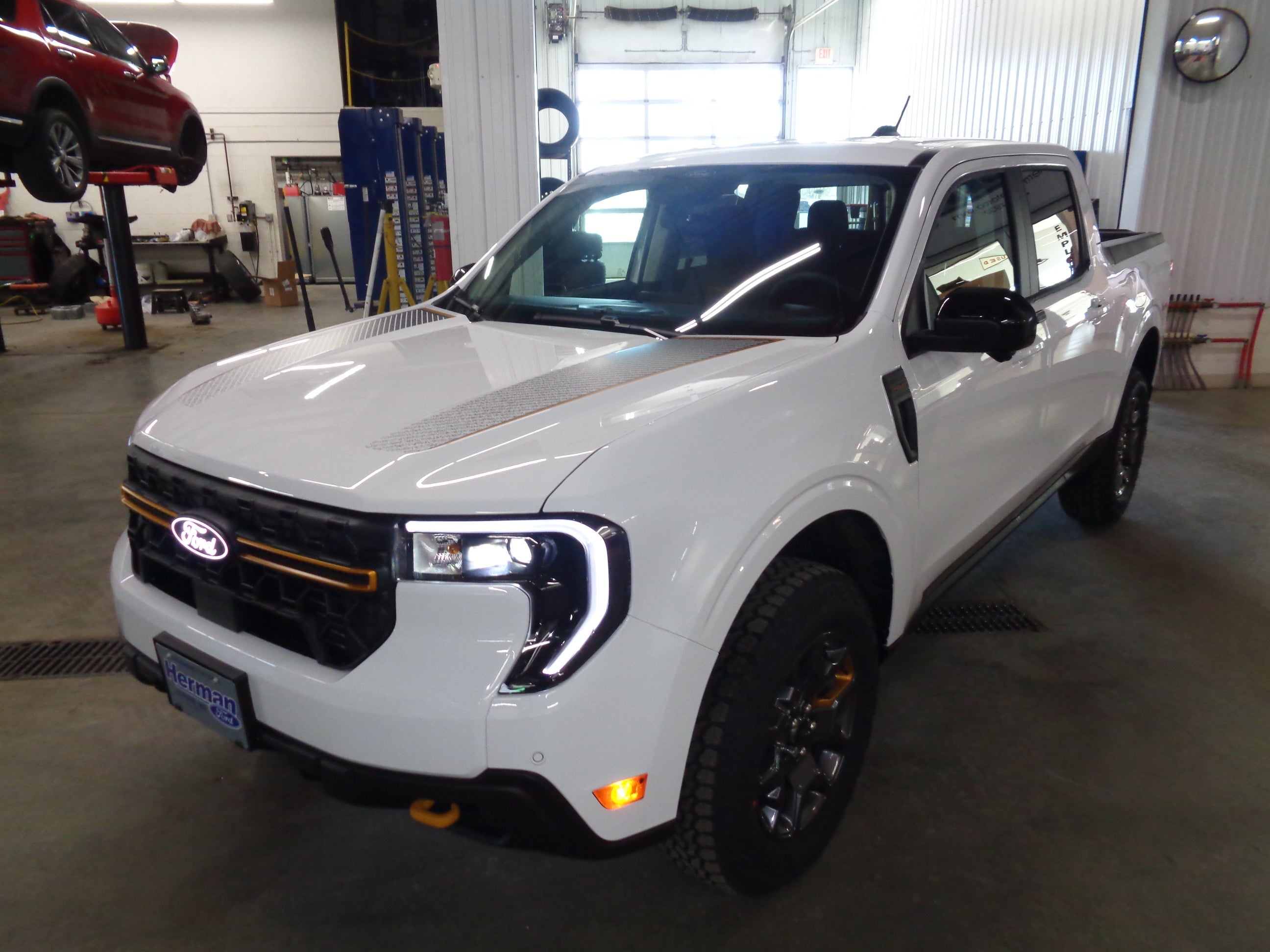 View vehicle photo 6