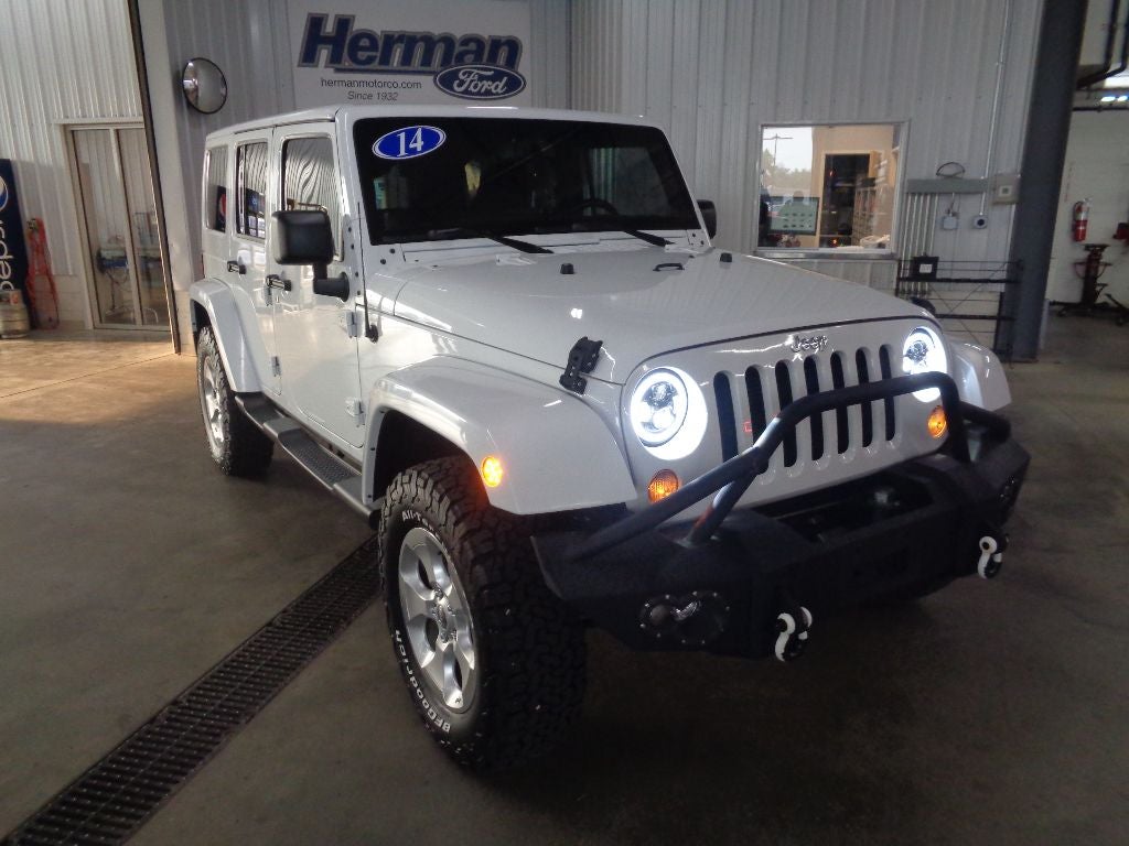 2014 Jeep Wrangler Unlimited Sahara 4WD