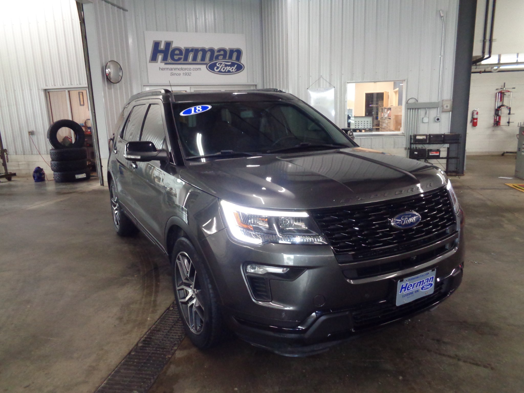 2018 Ford Explorer Sport AWD   