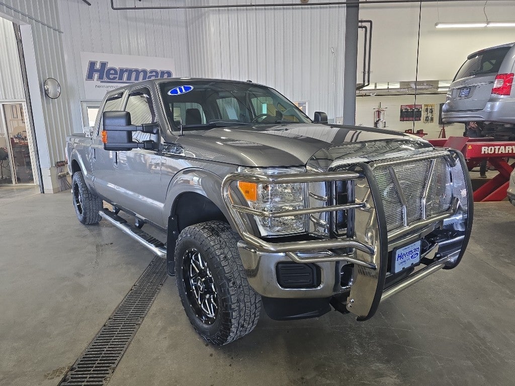 2011 Ford F-250 Super Duty XLT Crew Cab 4WD