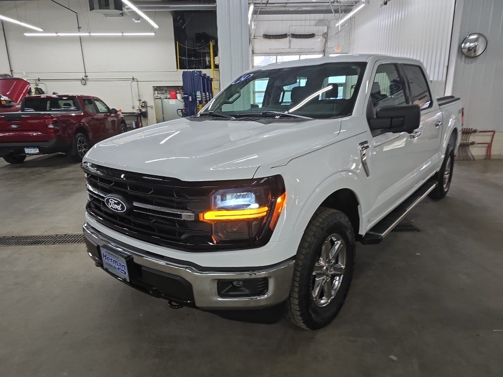 View vehicle photo 6