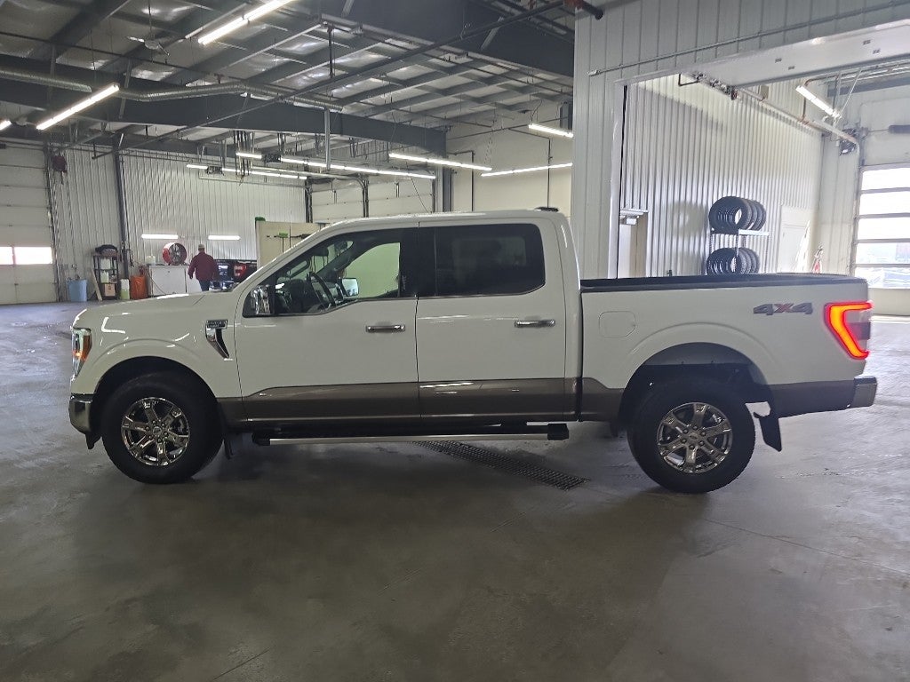 View vehicle photo 5