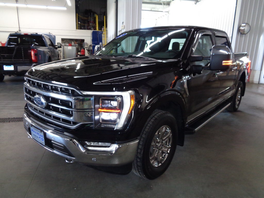 View vehicle photo 6