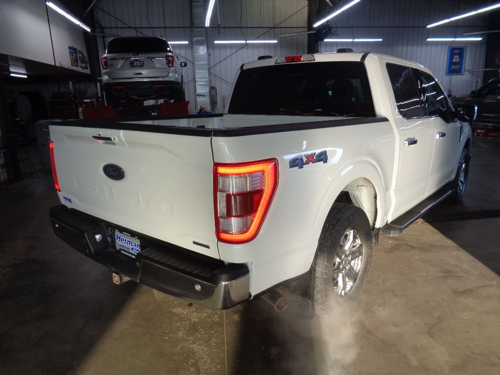 View vehicle photo 3