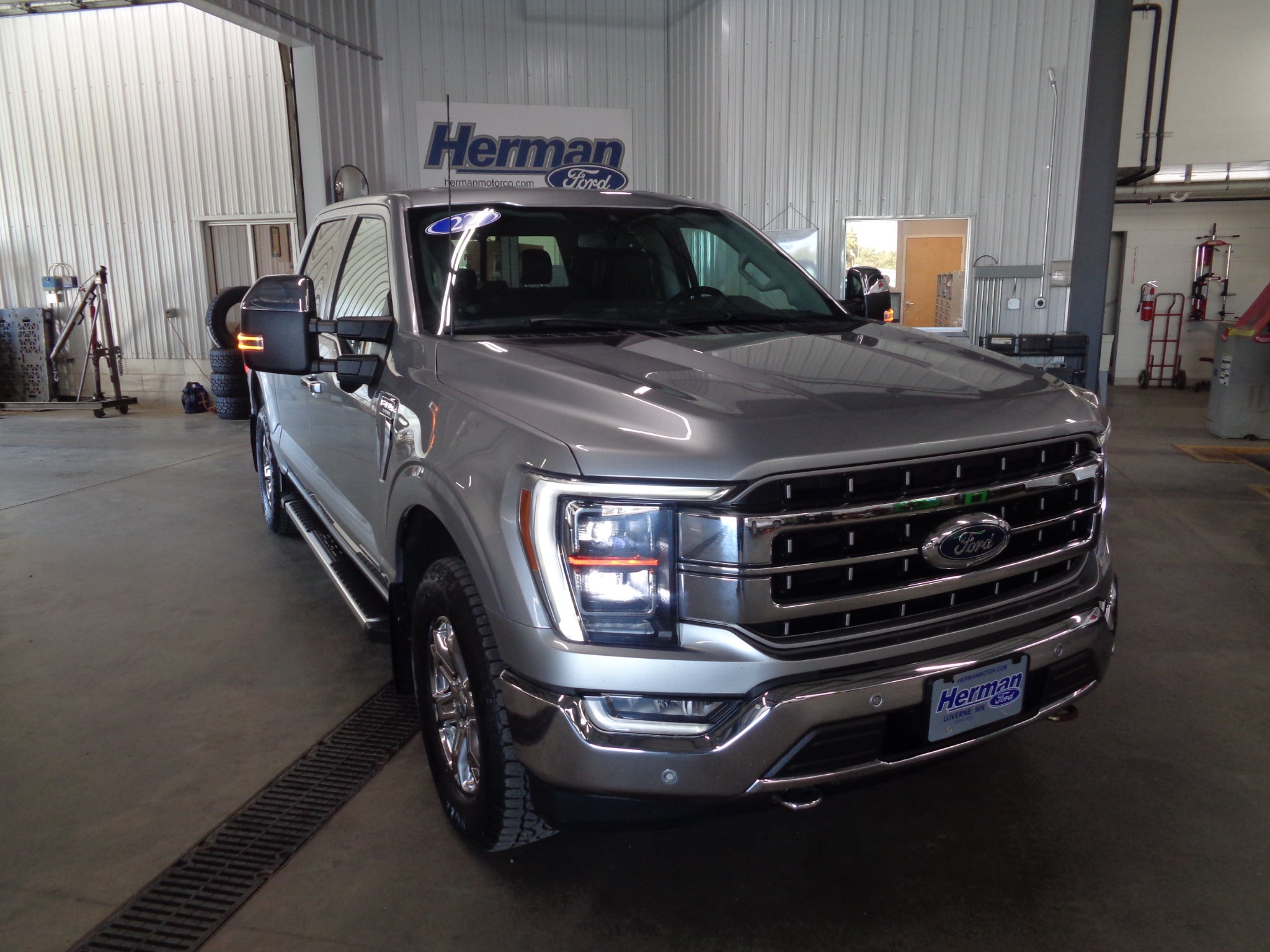  2022 Ford F-150 Lariat SuperCrew 4WD   