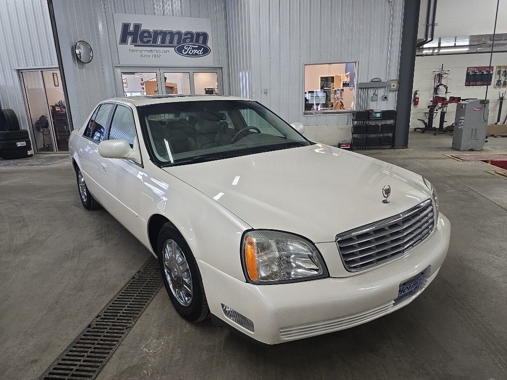 2003 Cadillac DeVille Sedan FWD