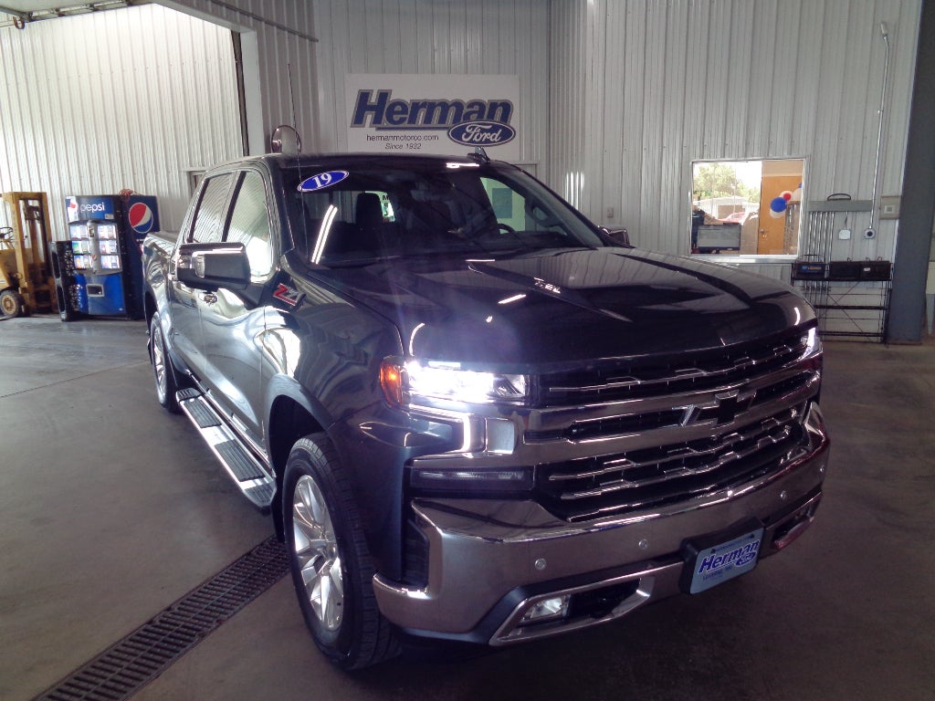Blue 2019 Chevrolet Silverado 1500 Pickup Truck Four-Wheel Drive Automatic