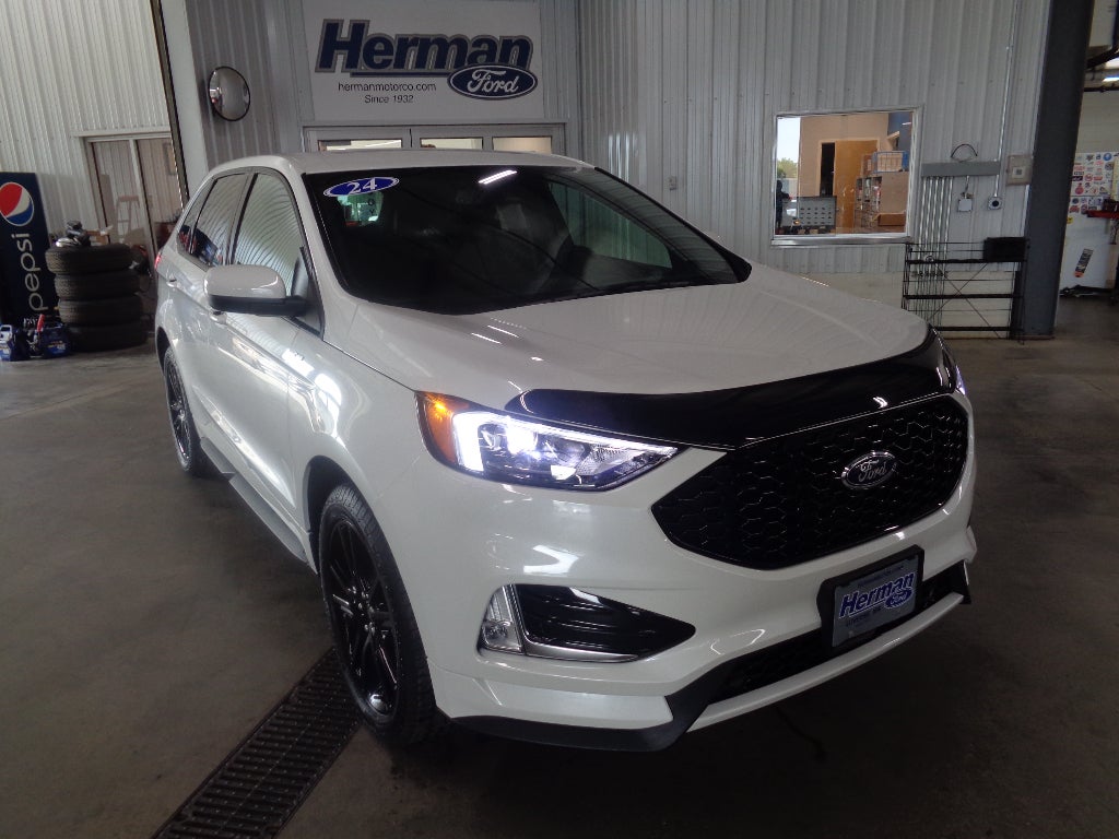  2024 Ford Edge ST Line AWD   