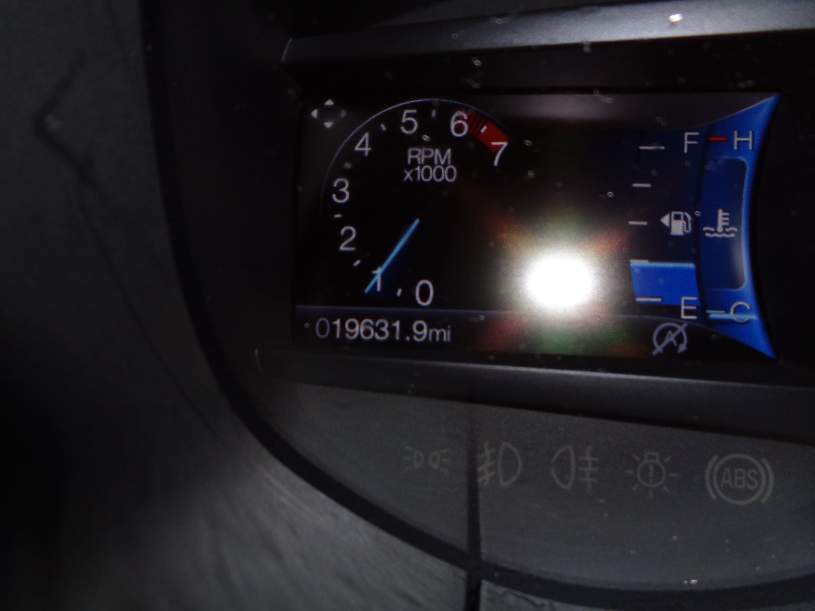 View vehicle photo 7