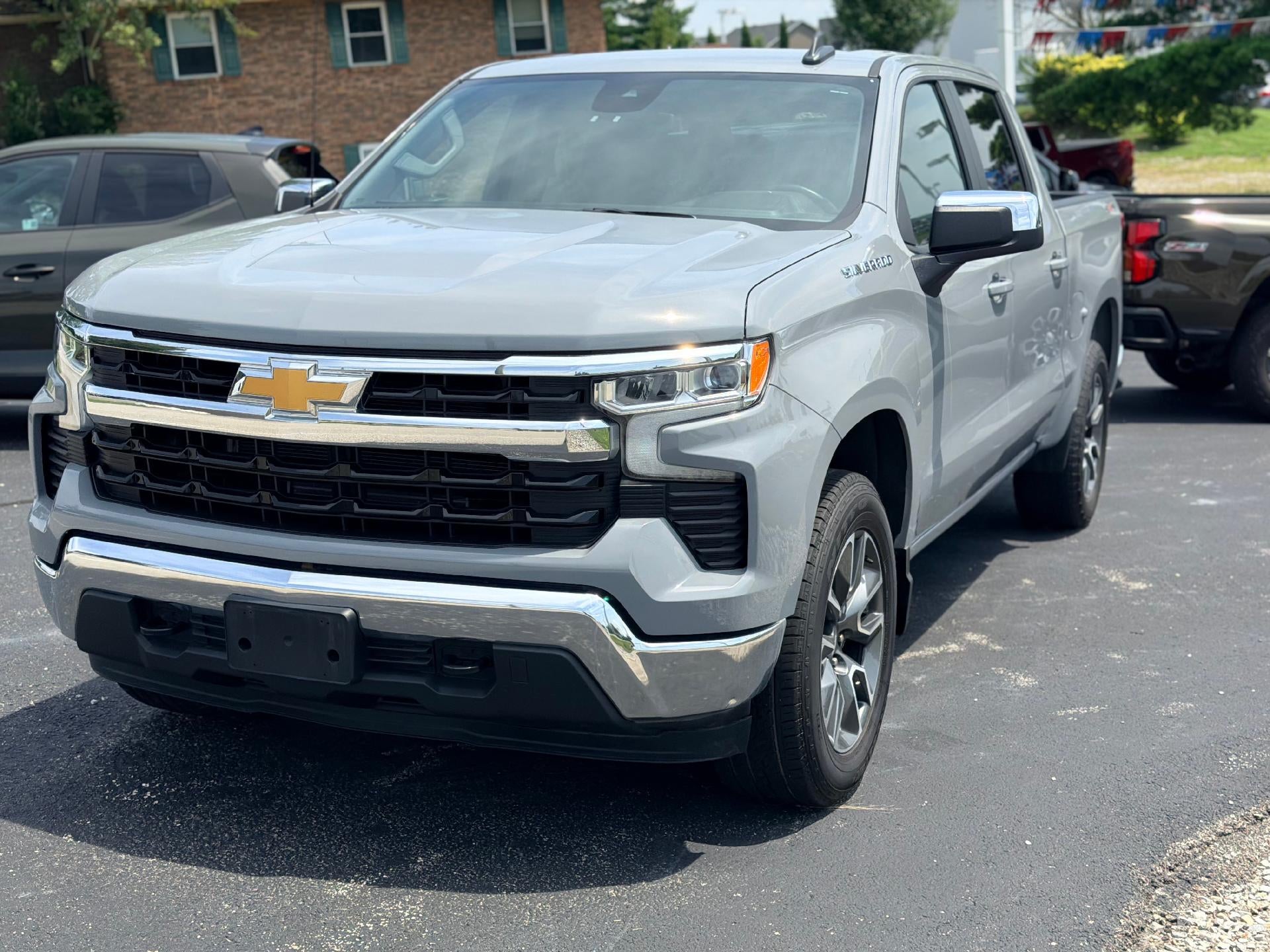 Slate Gray Metallic 2024 Chevrolet Silverado 1500 Pickup Truck Four-Wheel Drive Automatic