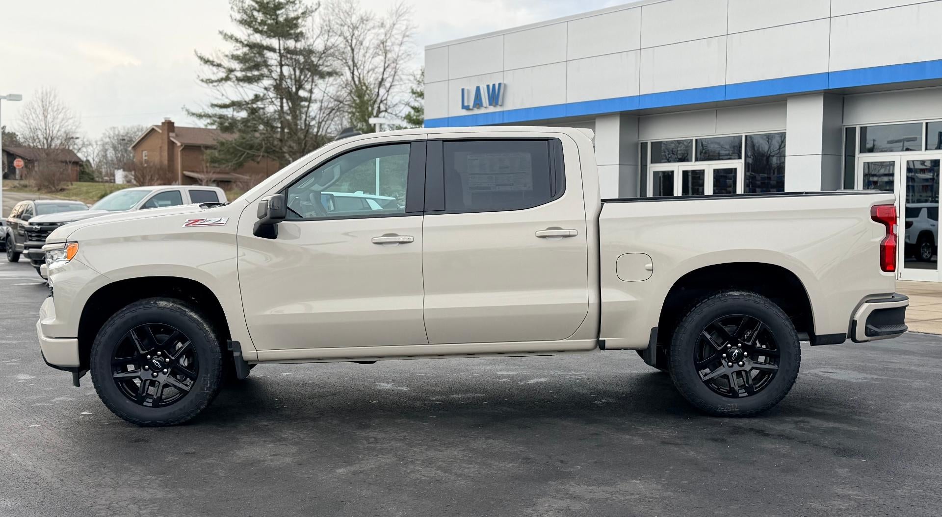 View vehicle photo 7