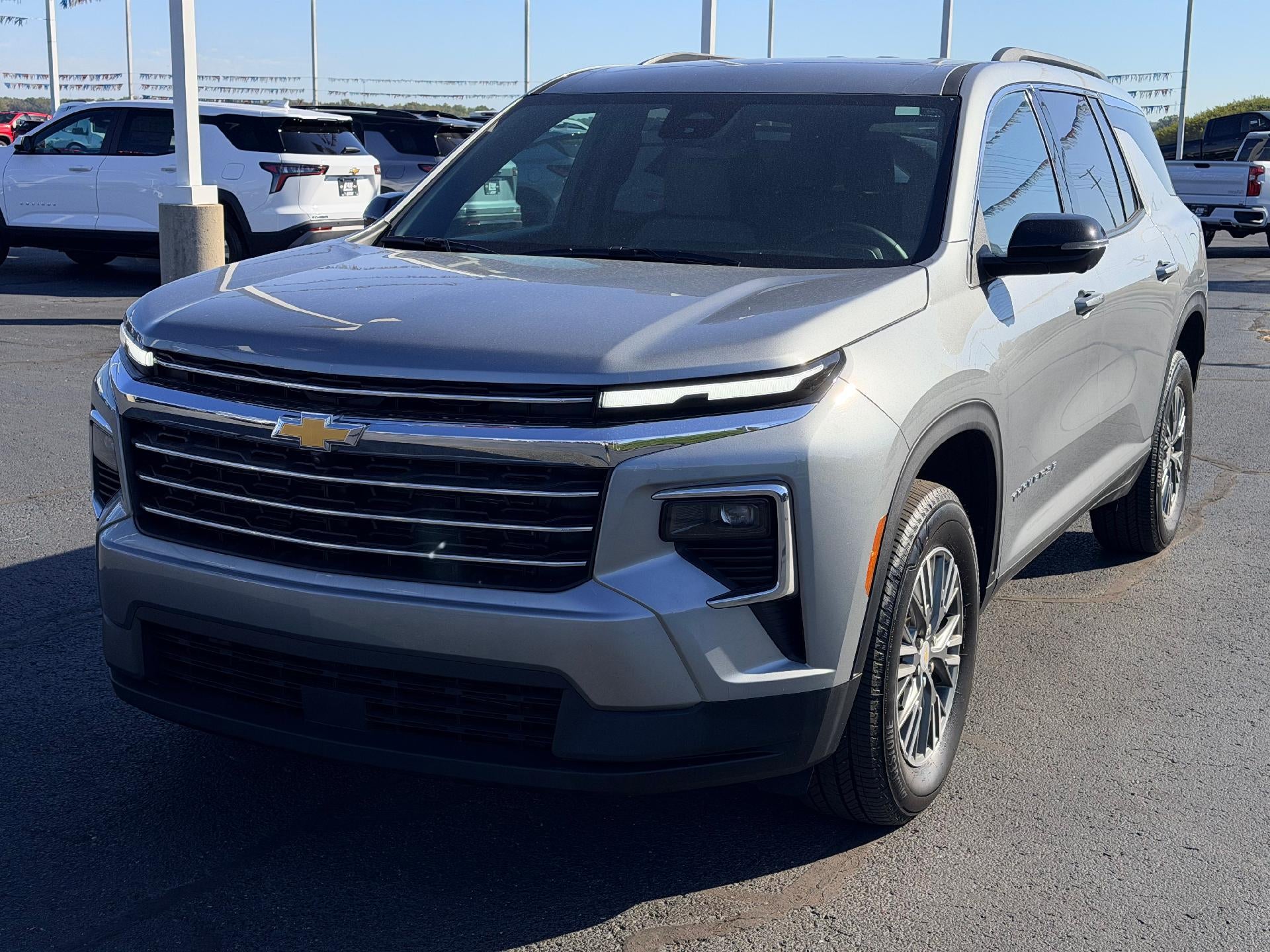  2026 Chevrolet Traverse LT FWD   