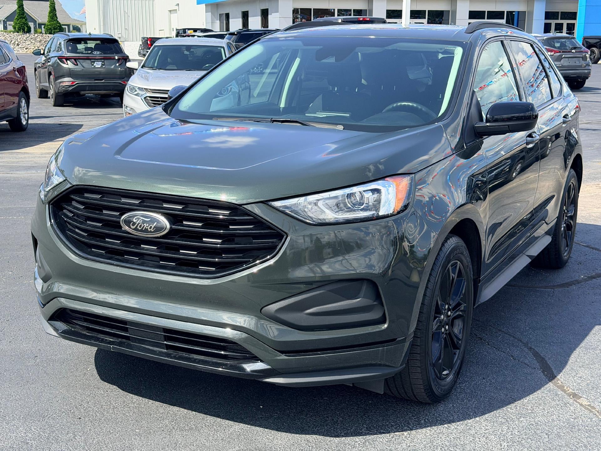  2022 Ford Edge SE AWD   