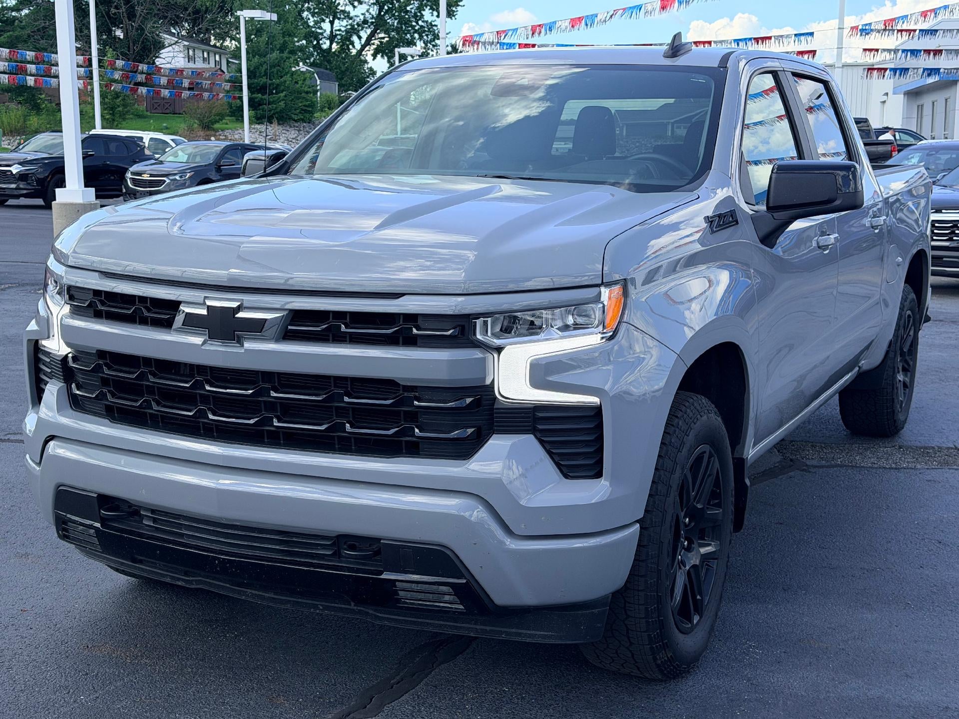  2025 Chevrolet Silverado 1500 RST Crew Cab 4WD   