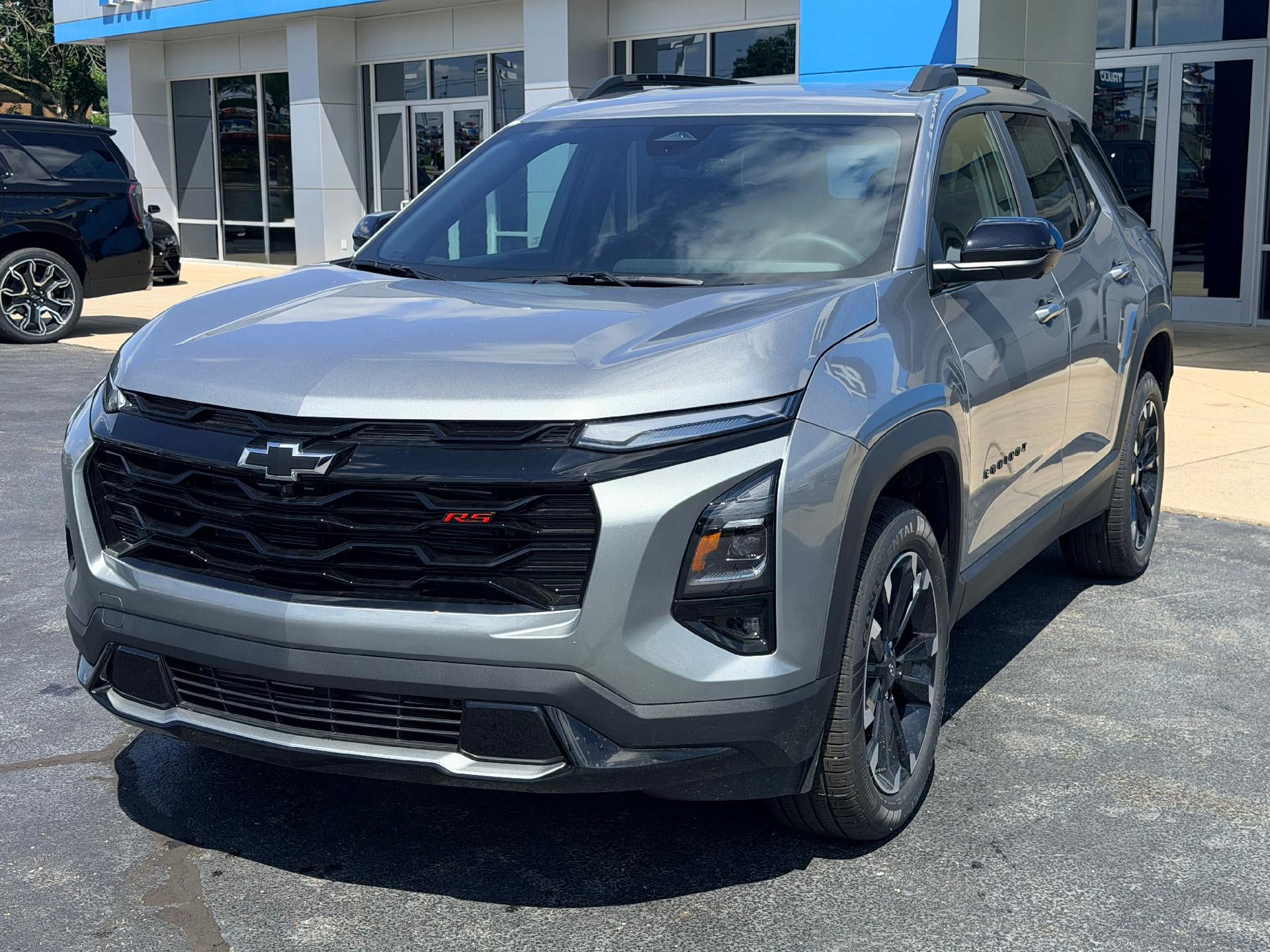 Sterling Gray Metallic 2027 Chevrolet Equinox SUV / Crossover Four-Wheel Drive Automatic