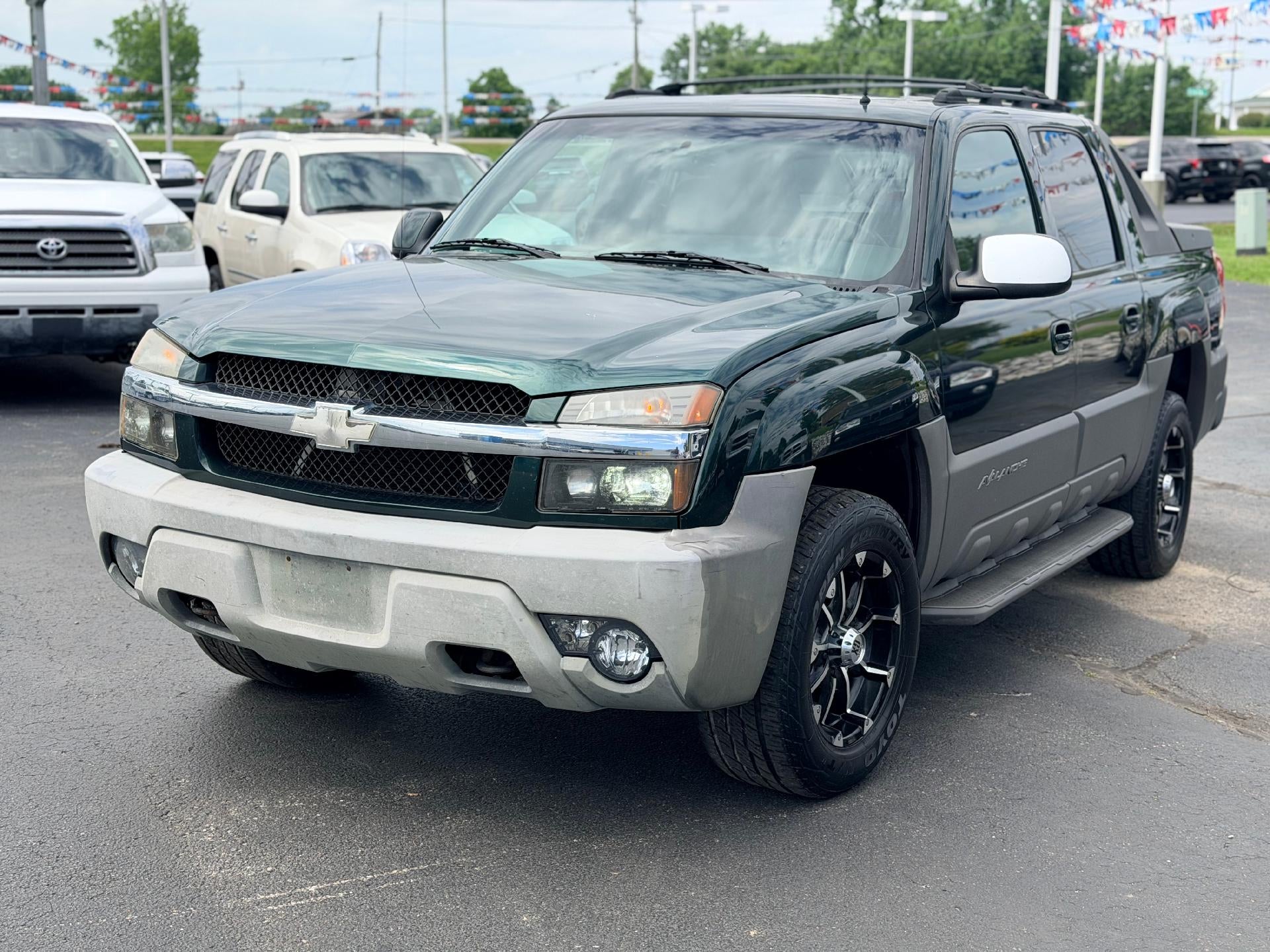 Forest Green Metallic 2002 Chevrolet Avalanche Pickup Truck Four-Wheel Drive Automatic