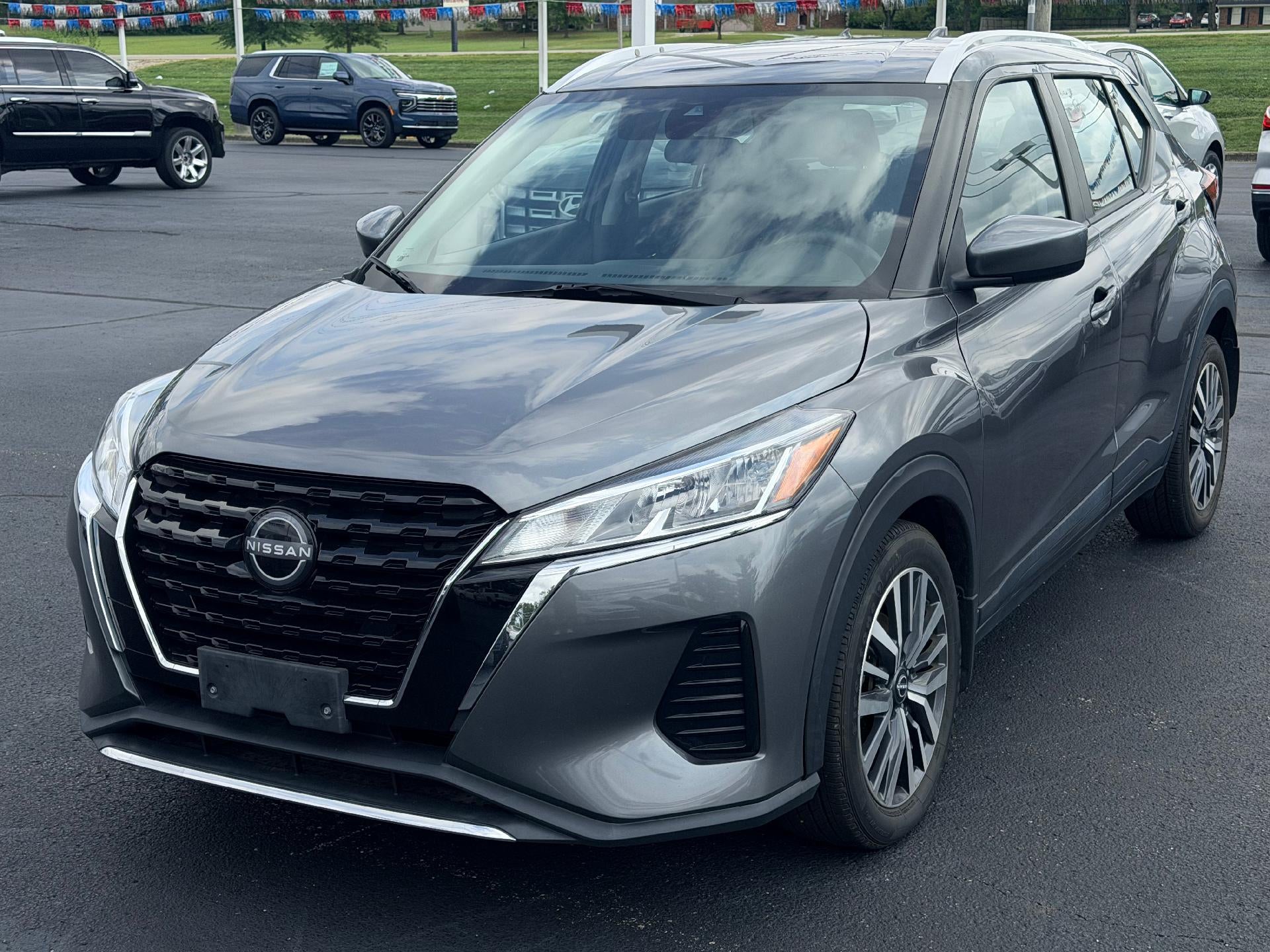  2023 Nissan Kicks SV FWD   