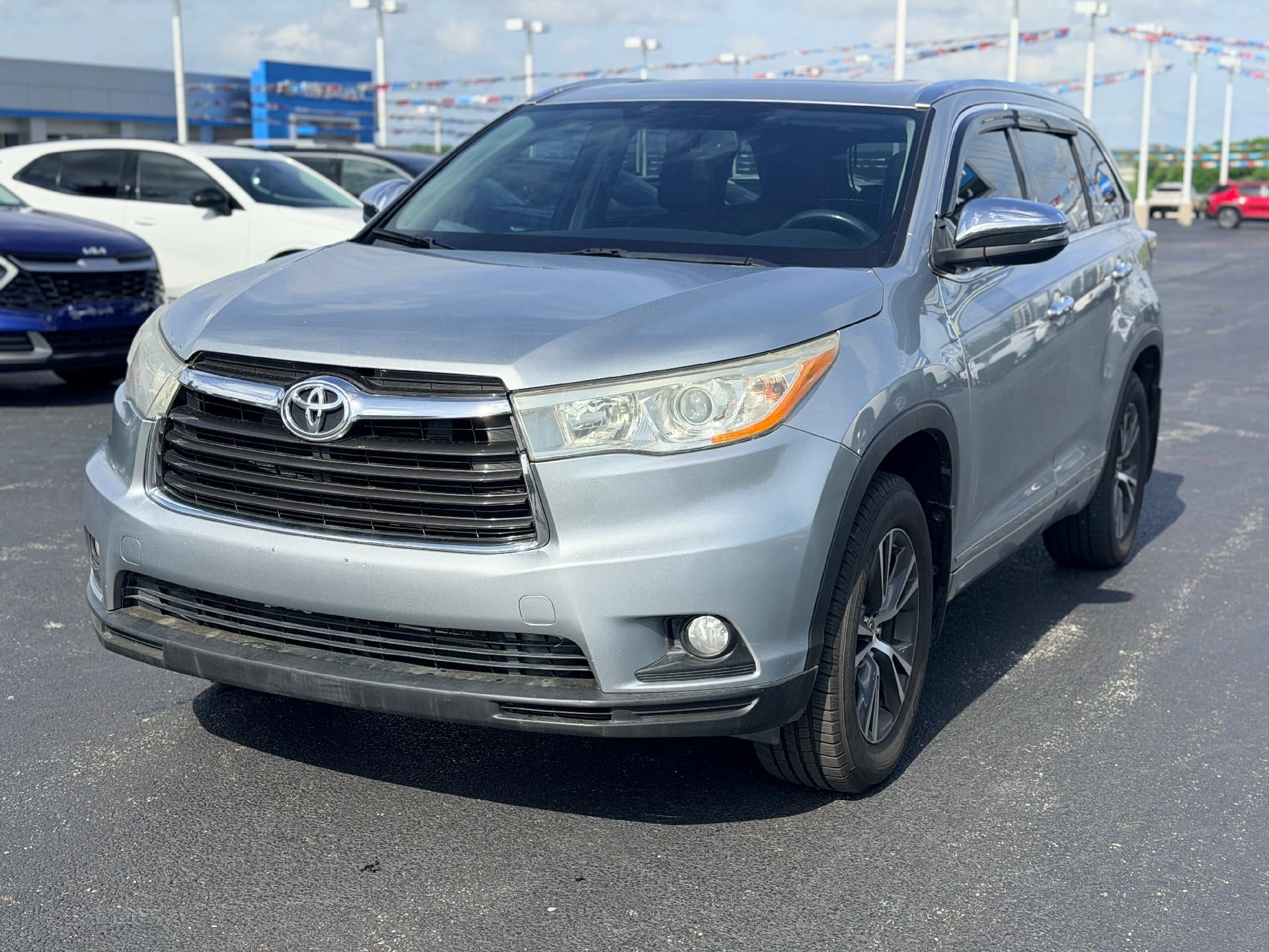  2014 Toyota Highlander XLE AWD   
