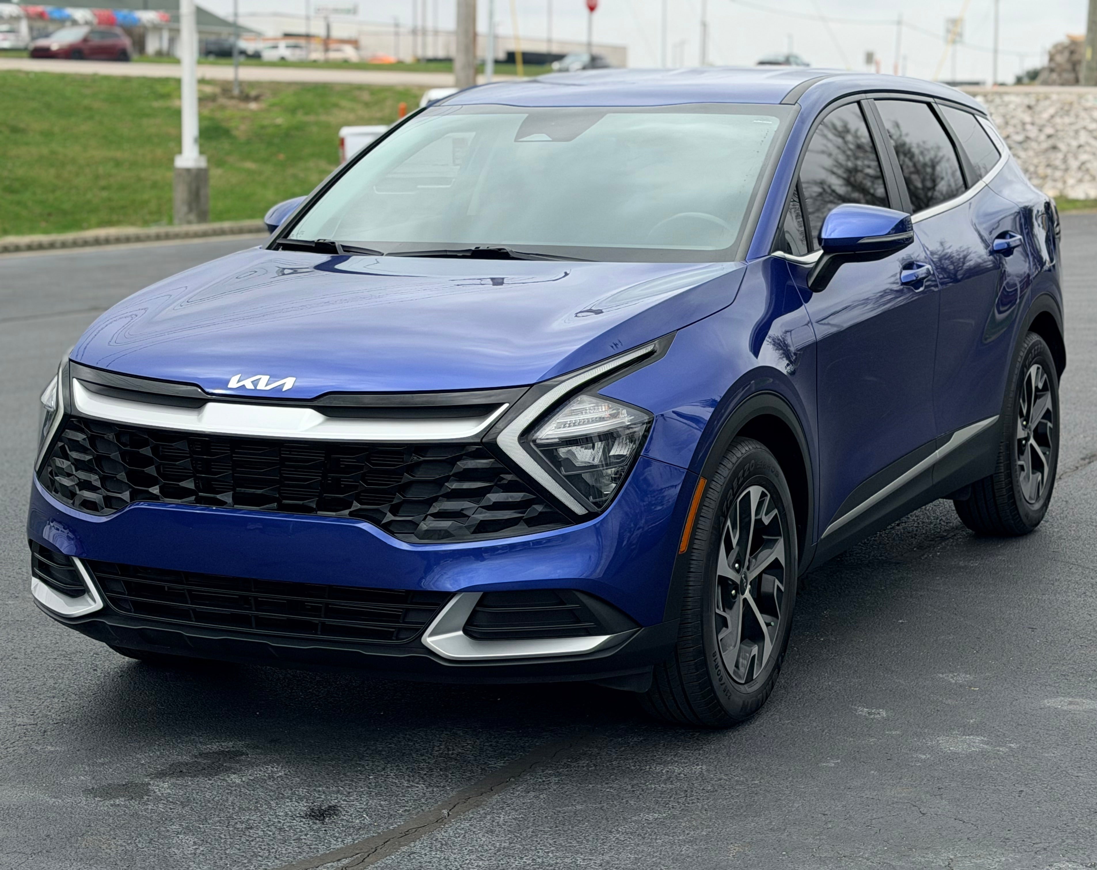  2023 Kia Sportage EX FWD   