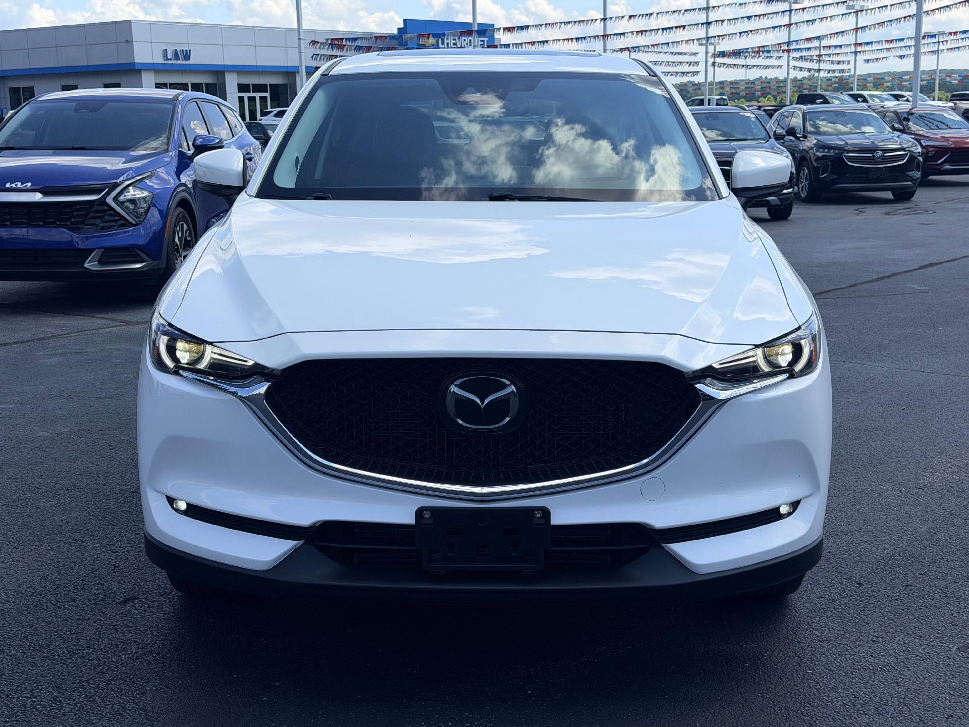 View vehicle photo 2