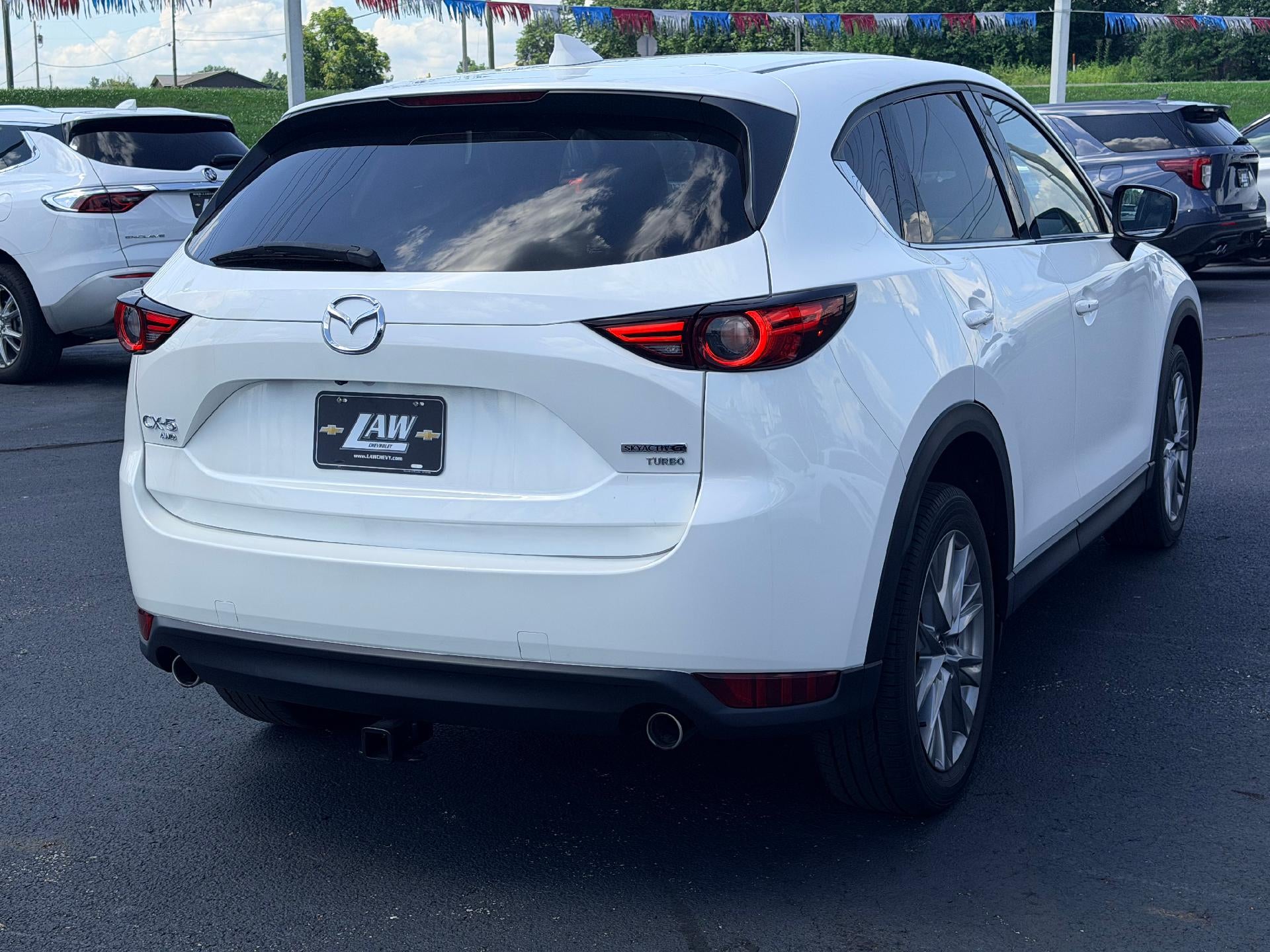 View vehicle photo 5