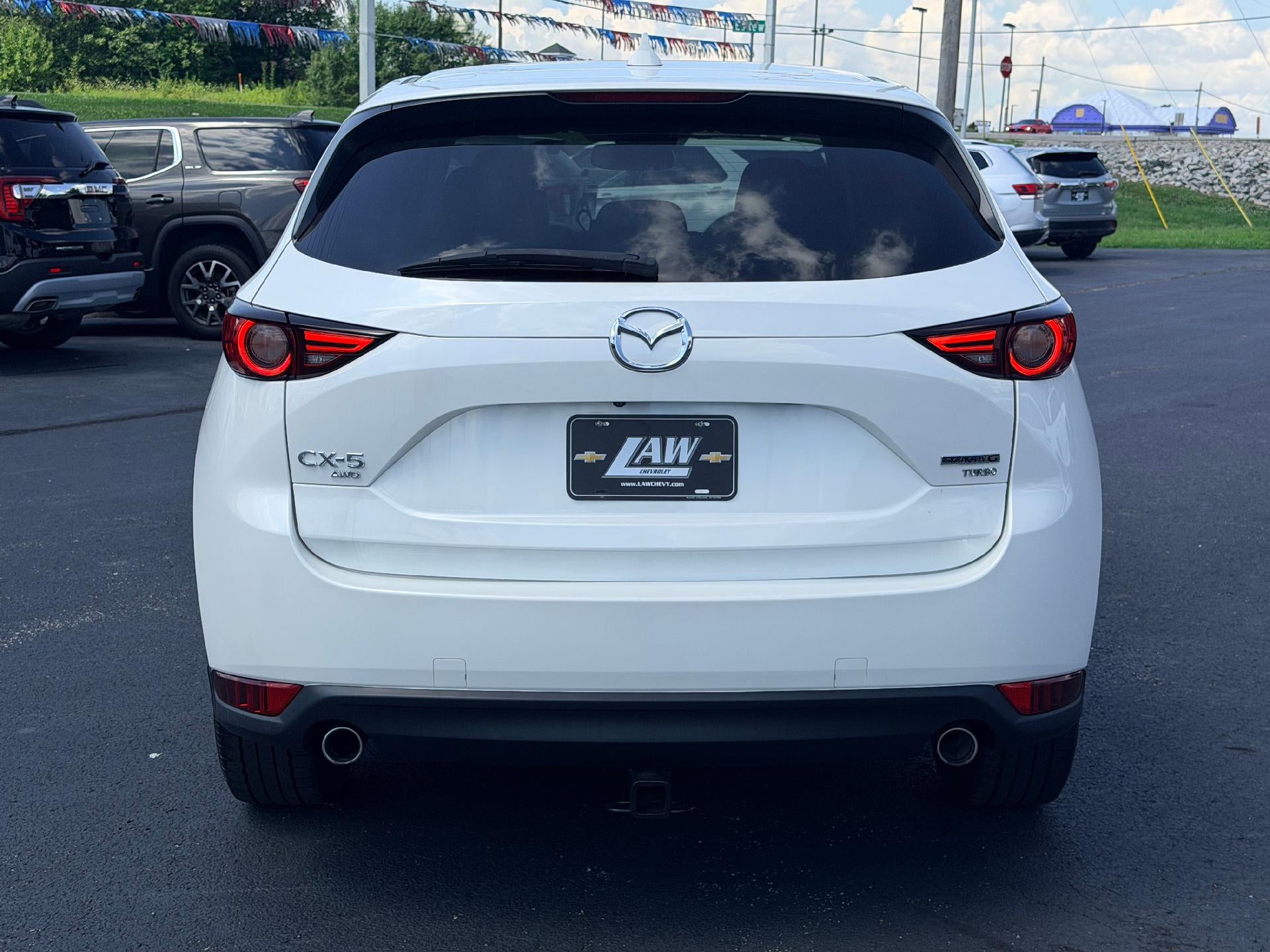 View vehicle photo 6