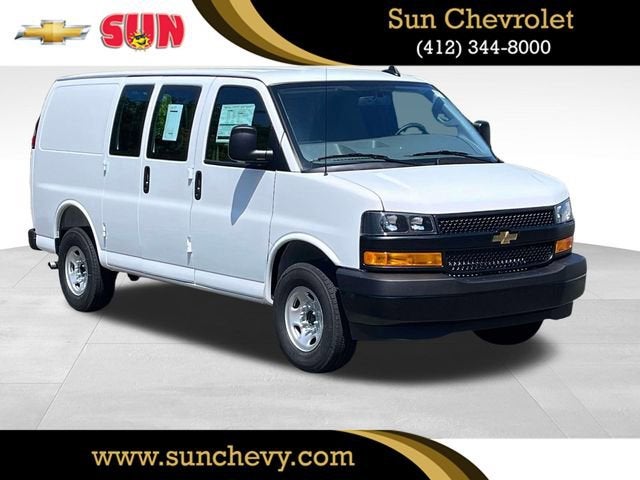 2025 Chevrolet Express Cargo 2500 RWD